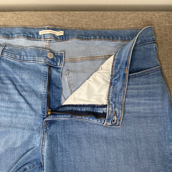 Levi's 311 Shaping Skinny Capri Denim Jeans Women's 24W High Rise Blue Casual - Picture 4 of 14